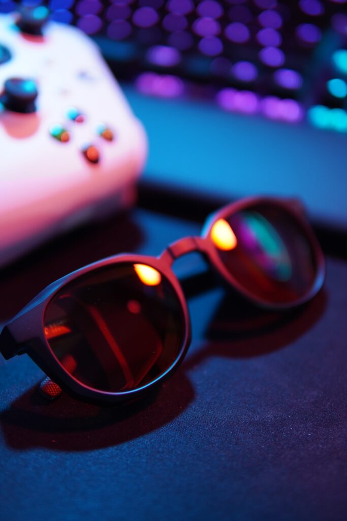 lunettes rouges Horus X